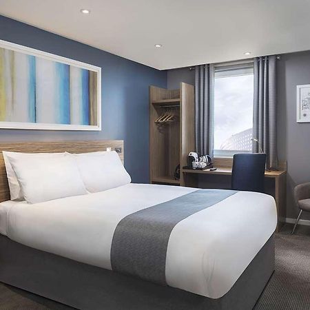 Travelodge Leeds Central 객실 사진