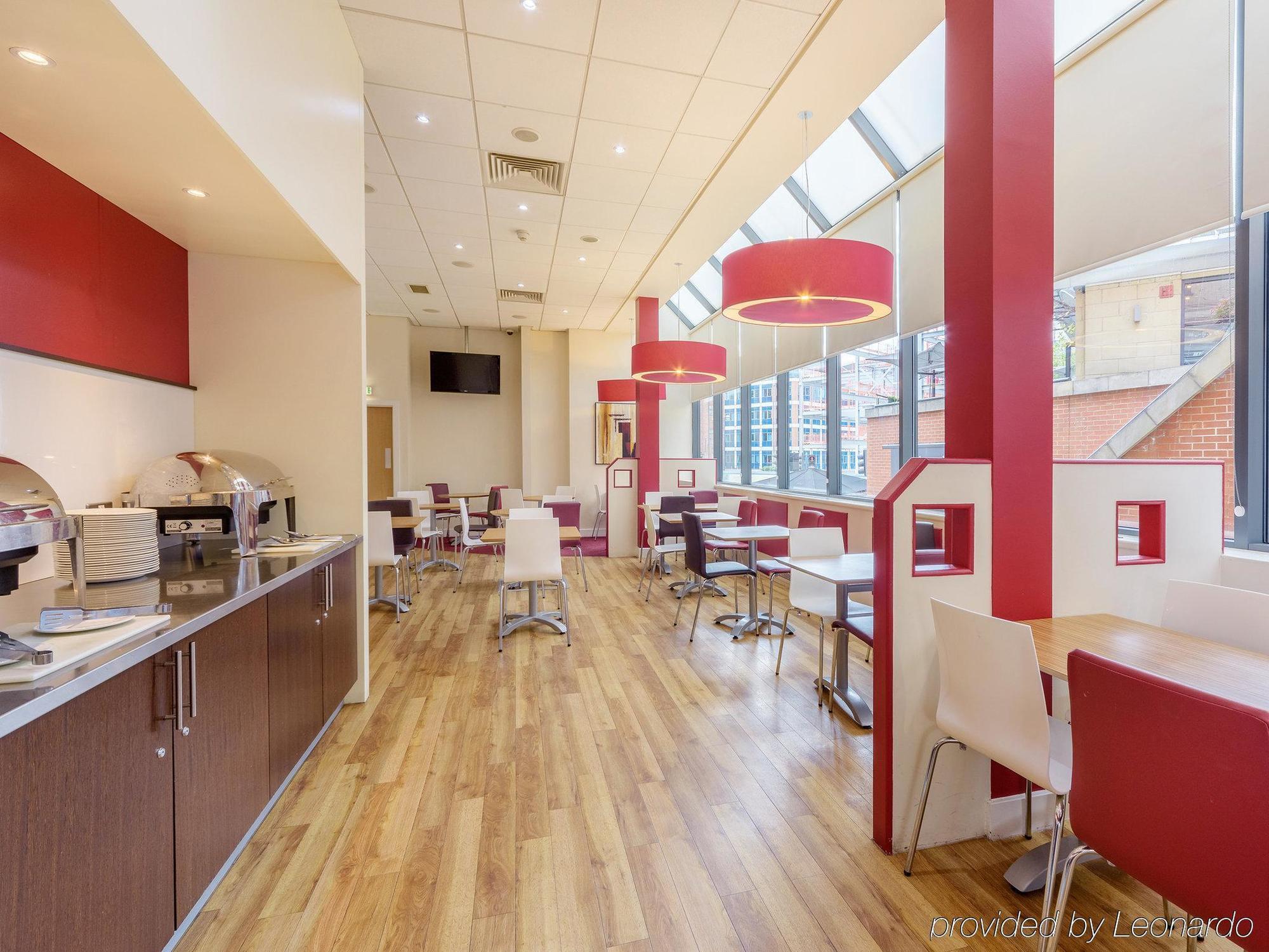 Travelodge Leeds Central 외부 사진