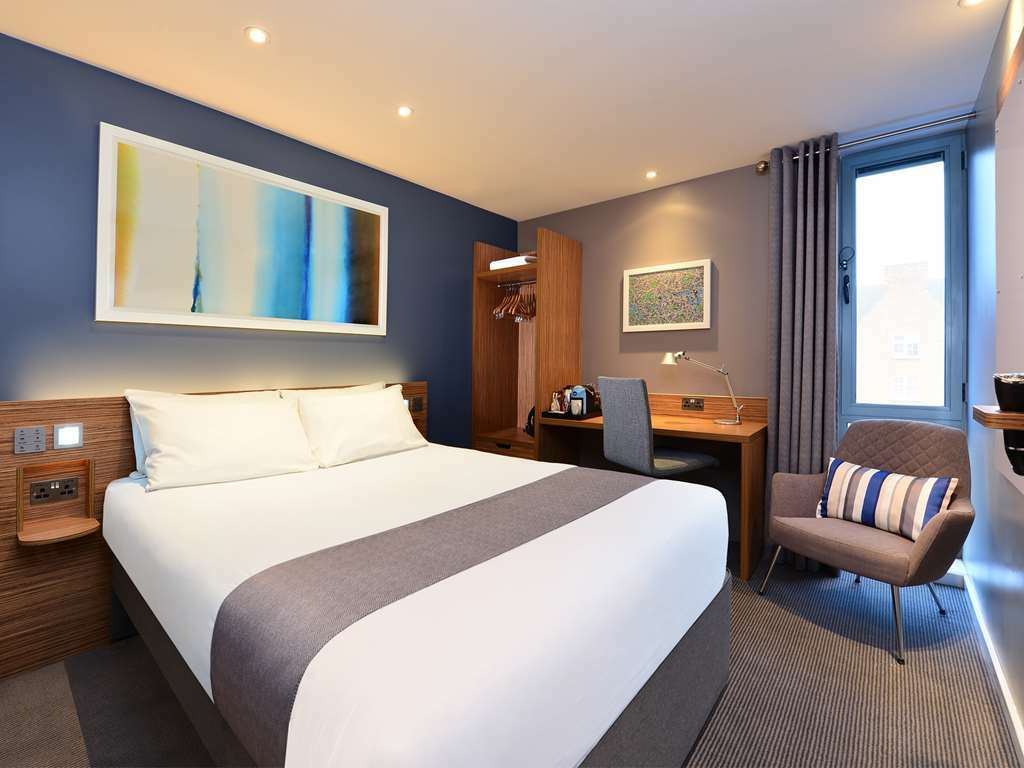 Travelodge Leeds Central 객실 사진
